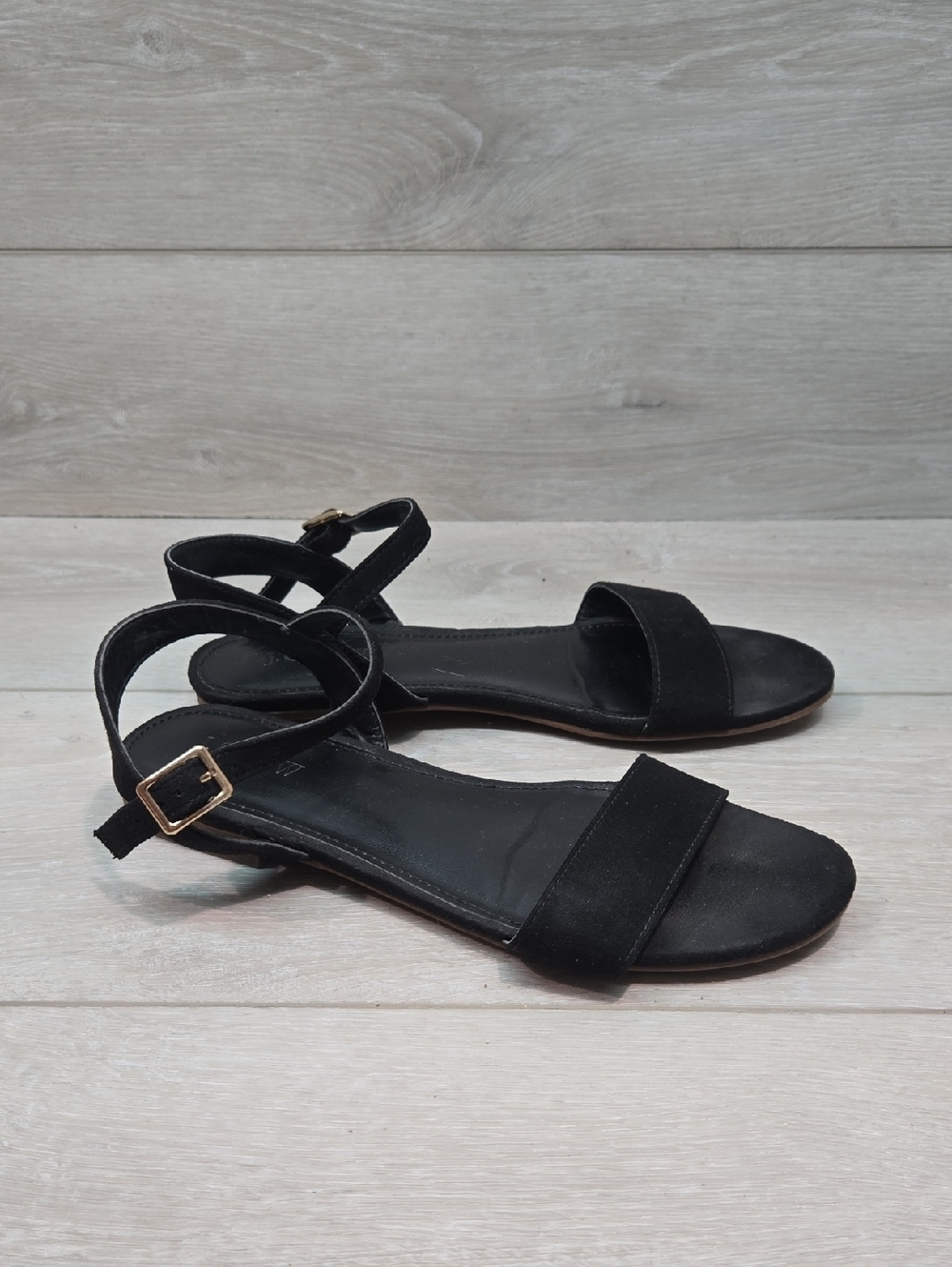 J.Crew Women’s Black Ankle-Strap Flat Suede Sandals Shoes Sz 7
